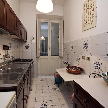 Family 2br In Via Giulia