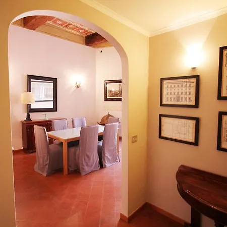 Family 2br In Via Giulia